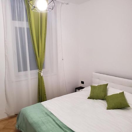 Ferienwohnung Basarab 3 Brașov Exterior foto